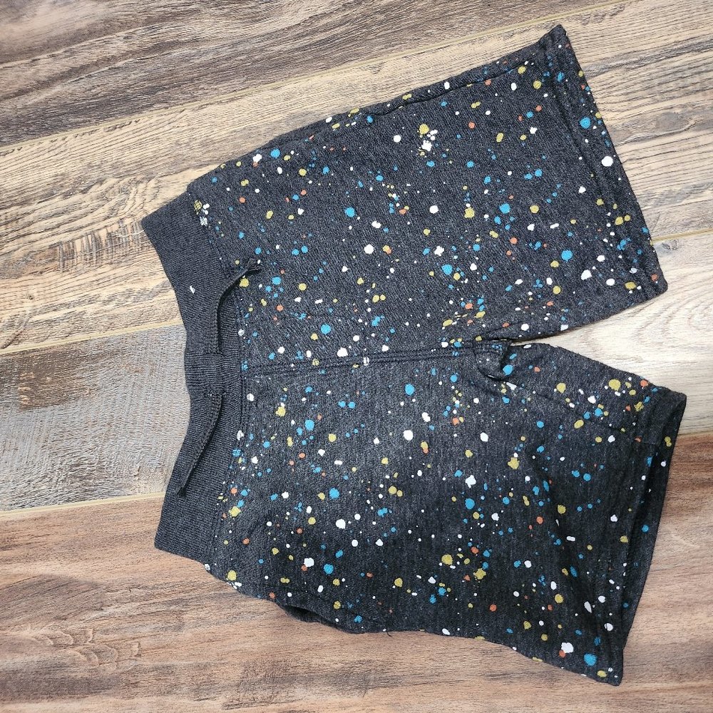 Girls Garanimals shorts. 🍒 5/$15